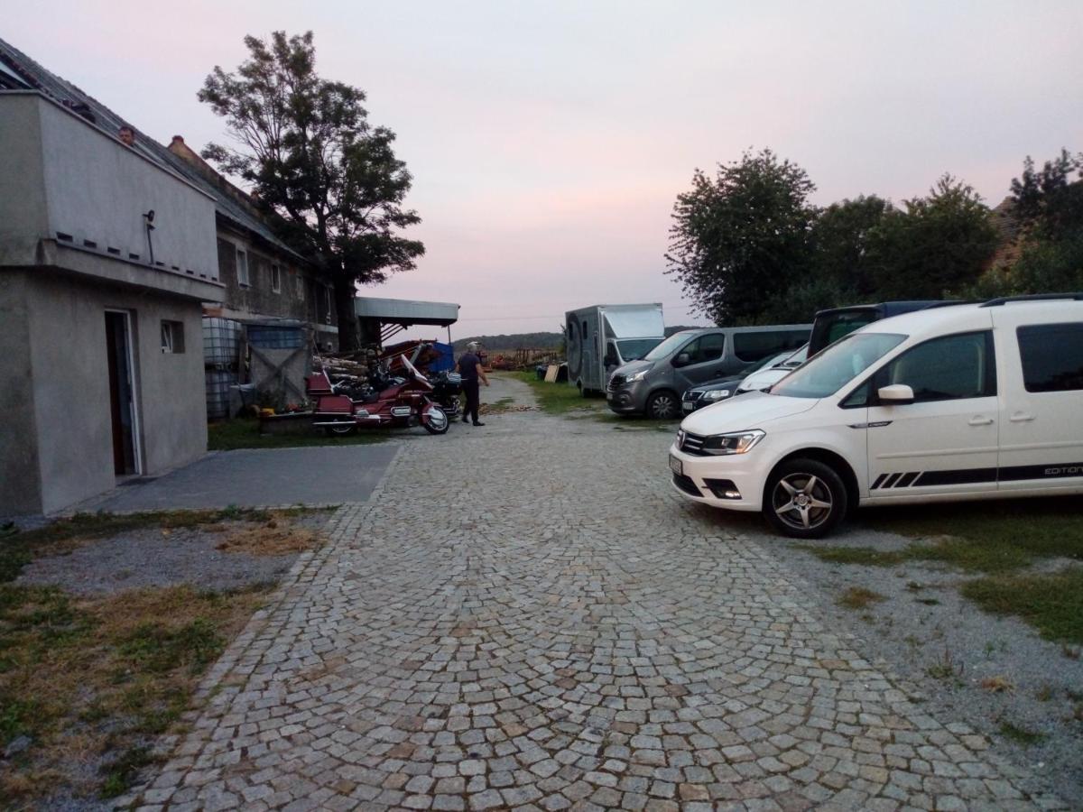 U Bronka W Ksiazecym Lesie Villa Niedaszow Екстериор снимка