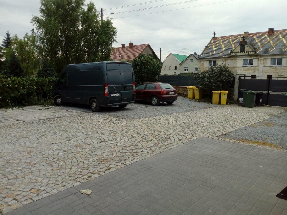U Bronka W Ksiazecym Lesie Villa Niedaszow Екстериор снимка